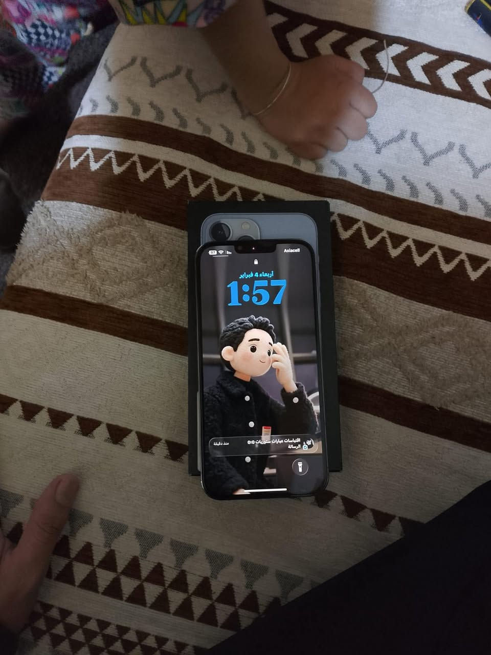 السلام عليكم. ايفون 13 برو ماكس  ذاكره 256.  ابدل بس شاشه فقط والبطاريه.    السعر. 450. وبي مجال قليل  اتصل ***********
