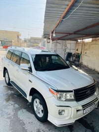 لاندكروز • ٢٠١٠ • مكفوله