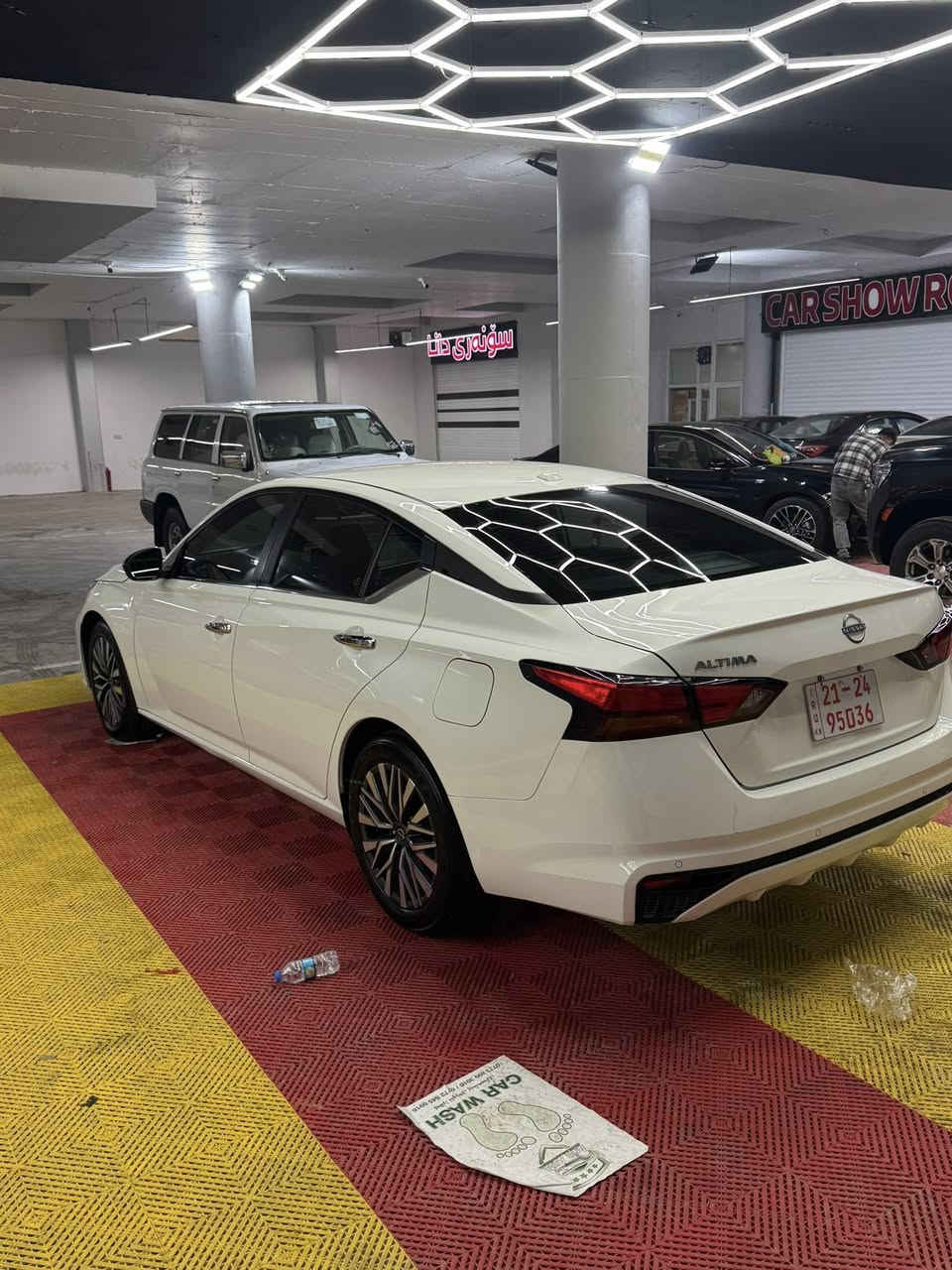 نيسان التيماا
موديل/٢٠٢٥

رقم كاتي

مواصفات/SV

شاشة 

كاميرة

حاسات

رادار٣٦٠درجة

اوتو بريك امامي و خلفي

كشين كهرباي

تشغيل ع بعد

تحكم ستيرن

ماشي١٠ مايل

ضررها فقط بونيد بدل تجاري و بونيد بلاد وياها بدون ايرباك بدون حادث سونر و صورة حادث مرفق بالمنشور

رقم شاسي1n4bl4dv9sn319485

مكاني كلار

***********
