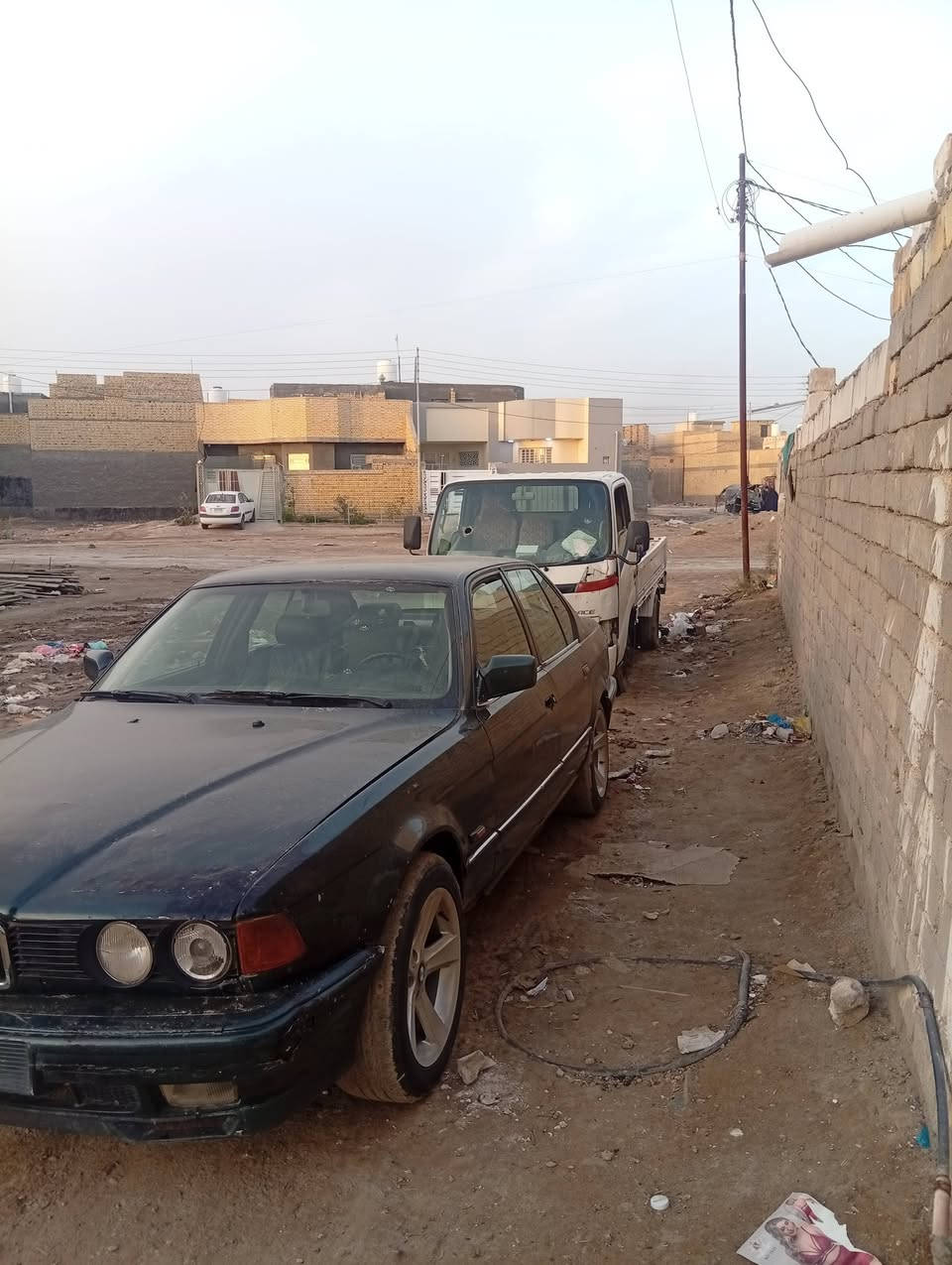 السلام عليكم
بي ام 735  رقم نجف 
كير ومحرك وحداديه 
ويل 18
كير وتو
موديل 93
بيع ومراوس
السعر ٣٨
 ***********
