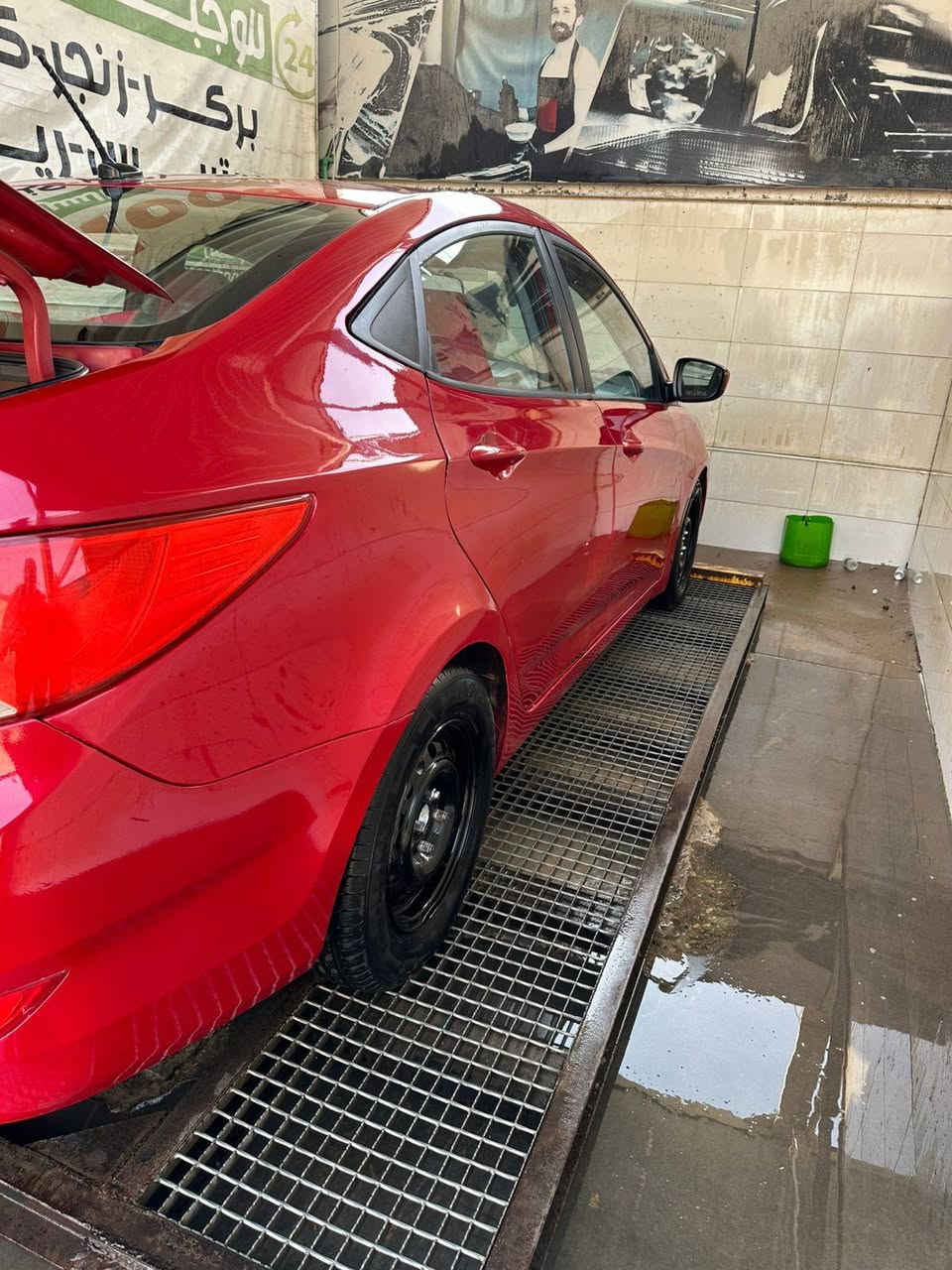 السلام عليكم
اكسنت موديل  ٢٠١٦ بأسمي شخصيا  رقم واسط  انكليزي تحويل مباشر(يوجد سونار كامل لسيارة)
مكينه كير مكفولات مكينه ١٦٠٠ تبريد ثلج 
فقط رش ٣ قطع بدون اي دواخل  
السعر ٨٥
العنوان الديوانيه مركز ***********
