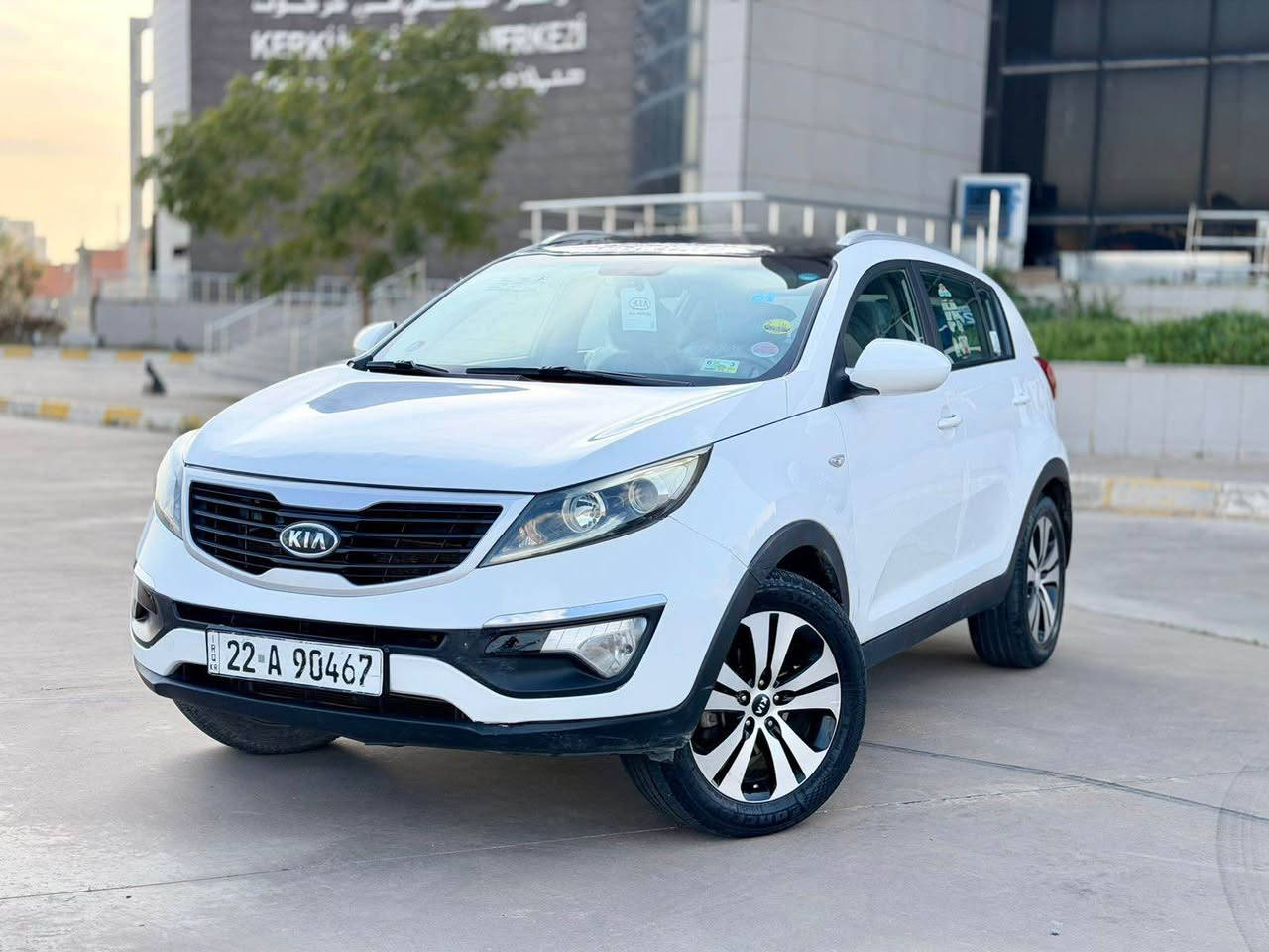 السلام عليكم 

كيا سبورتاج موديل 2012 
بانورما خليجى فول فول 

كير محرك شرط لاصرف لا بخار  
سنويه جديد رقم دولي 

جاملغ صبغ وبى مكانين بارد
ولباقي كله مكفول كفاله

صدر امامي خلفي كله جديد
اربع تايرات جديد مالي نقص 

سعر 123 ورقه بي مجال قليل 
مكاني كركوك داخل مدينه 
*********** كركوك, العراق
