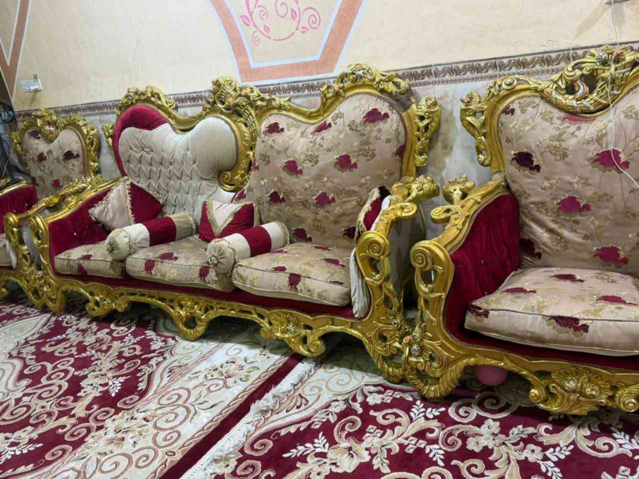 طخم قنفات نوع فاخر وفخم اصلي درجه اولى ملكي خشب زان مصري مع طبلات سيت مع زوالي مع بردات سيت كامل

سعره ب مليون


**إذا كنت صاحب هذا الإعلان وتريد حذفه لأي سبب، رجاءا أرسل رسالة إلى الدعم الفني**