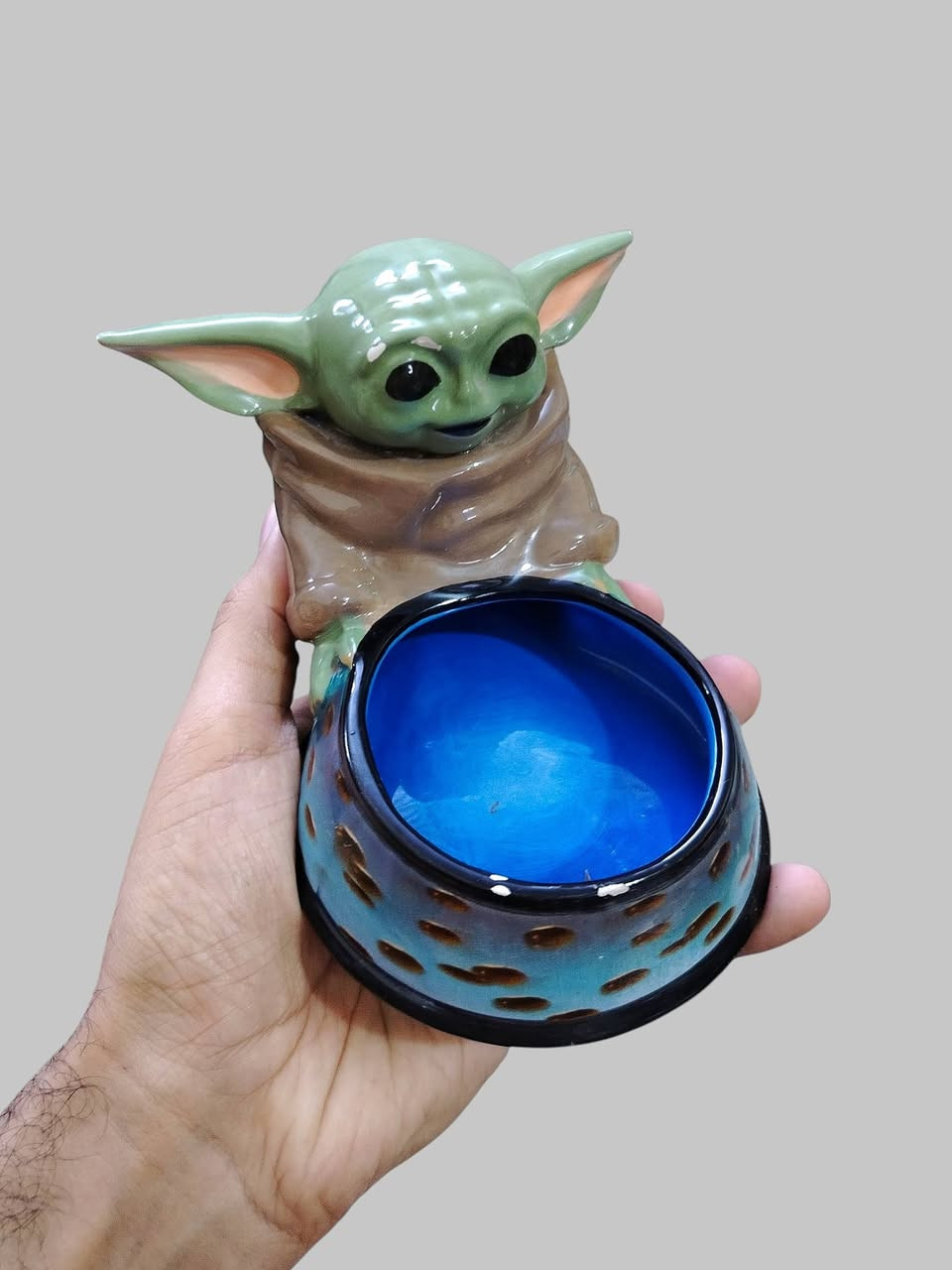 متوفر ✅
مجموعة شخصيات يودا من فيلم ستار وورز 😍
المجموعة تتكون من (3) قطع 😉 
حجم القطع واضح في الصورة 😌 
للحجز يرجى المراسلة على الخاص ☎️ 
يتوفر توصيل لكل محافظات العراق 🚗


**إذا كنت صاحب هذا الإعلان وتريد حذفه لأي سبب، رجاءا أرسل رسالة إلى الدعم الفني**