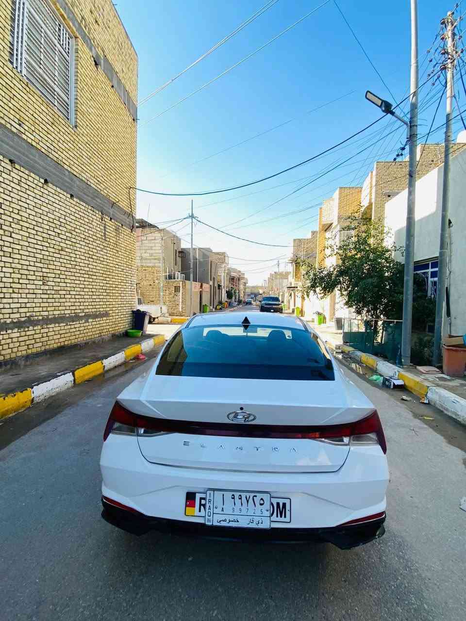 سلام عليكم سياره الانترا وارد امريكي ضربه جاملغ تبديل فقط معوقين وكاله يمته ماتريد معوقهه ولد شاب سياره نضيفه كلش ماشيه ٤٣ الف فقط گير مكينه تبريد حداديه تخم تاير كفاله جاهزه على اخر حبايه نص فول سياره 
شاشه 
كامره 
مانع اهتزاز
مانع انزلاق
رادار امامي خلفي
عنواني ناصريه مركز صوب شاميه 

السعر
137 وبيهه مجال 

 *********** 
***********
