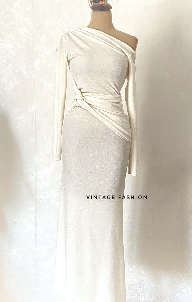 بنات تصفية محل القطعة ١٠ الاف بضاعة تركي  للطلب واتساب ***********
