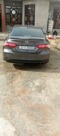 مكلف بل نشركامري موديل ٢٠٢٠رقم شمالي سياره حيل جديده ماشيه ٧٤ الف مكان...