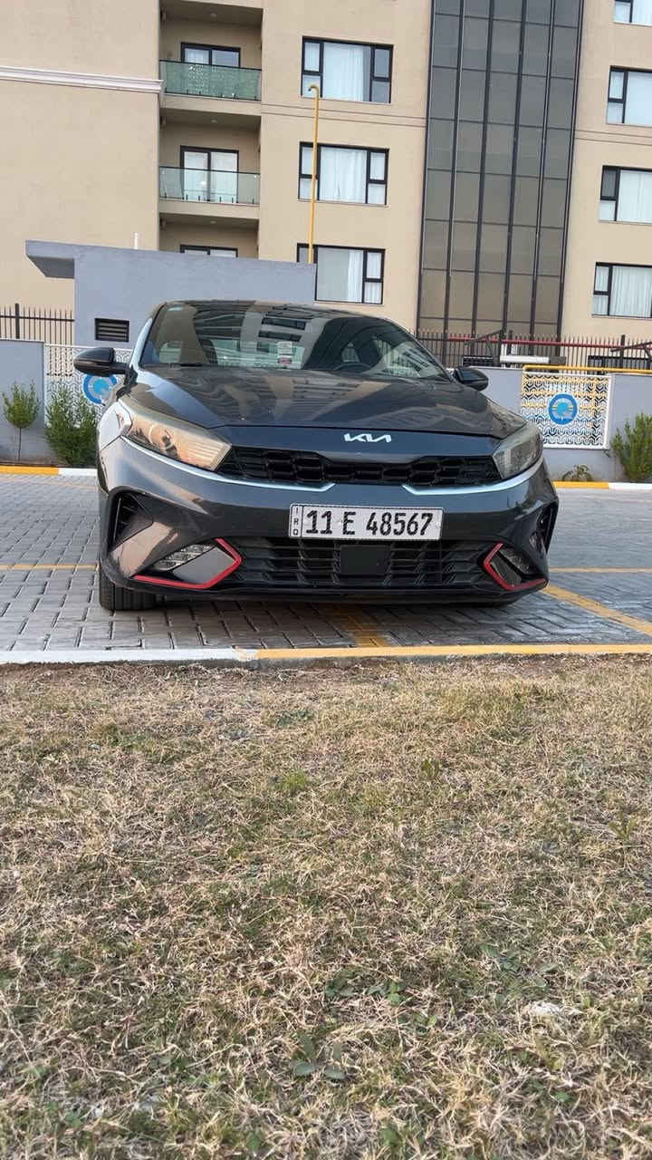 السلام عليكم 
فورتي 2023جيتي لاين 
بصمه  مانع اصتدام 
حساسات جانبيه 
اشاير بل مري 
جنطه بصمه 
مثبت سرعه 
تحديد مسار 
ماشيه 84 ميل 
مكينه 2000 دوش 
الكير AT بلادي
السعر 145
صور الحادث مرافق او السونار مرافق بل منشور 
بغداد حي الفرات بل خدمي مال المطار عل شارع 
***********/***********الثير بي واتساب
