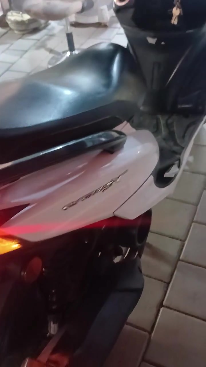 السلام عليكم سكنس مضلع ابو الشمعه نوزل كفالة عامة للبيع السعر مليون ونص بغداد الاامين الثانيه. هـ***********
