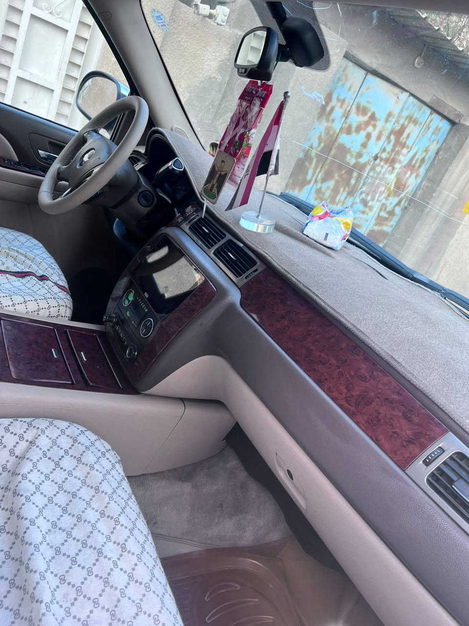 تاهو 2009 LTZ السعر 200
رقم بصرة كفاله من الضربه 
بيه صبغ  مقدمة البنيد  وصبغ مقدمة الجاملغ كما موضح في السونار عنوان الزبير البرجسية
مكلف بالنشر وهذا الرقم 
*********** الزبير, البصرة
