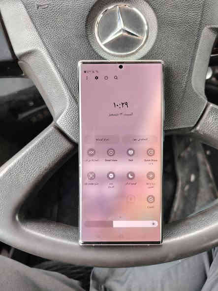 نوت 20 الترا
بلادي وعربي شرق اوسط
ودبل سيم كارت 
256 
ومكفول وشاشه مابيها طبع بعده اخو جديد

سعره ٣٥٠ (***********مكاني بغداد دوره
