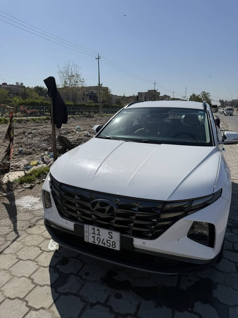 توسان خليجي موديل 2024 للبيع السيارة ماشية 47سيارة جديدة  سيارة فول ما عدا البانوراما بيها بارد كما موضح بسونار.

المواصفات :- 

بصمة 

تشغيل عن بعد

ثنين كشن كهرباء 

سايد بريك دكمة 

حساسات امامي خلفي

ثلاث انضمة قيادة 

مانع تزحلق 

مري شفط 

صعود منحدرات  

قطعتين تبريد 

اوتوهولد

بردة خلفية 

اشاير بالمري 

كامرة خلفية دوارة 

شاشة حجم كبير 

شحن لاسلكي 

عنوان :- بغداد / مدينة الصدر

السعر 210ورقة 

الاستفسار ***********
