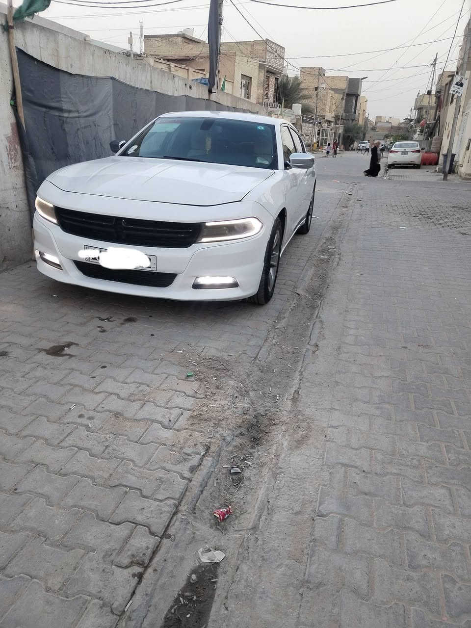 سلام عليكم سياره جارجر البيع 2016 مرمزه 2018 وراد أمريكي السونار مالته ويه الصور السياره احله من الصوره واضح السعر 150وبيه مجال رقم التلفون *********** سياره جاهزه امراوس هم ترهم حسب القناعه
