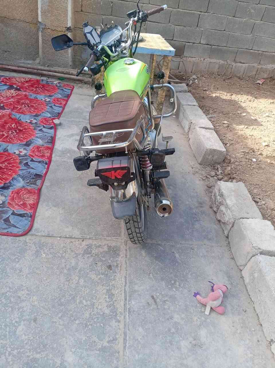 السلام عليكم
دراجه سونك موديل ٢٠٢٤ شهر ٨
دراجه جاهزه كهربائيات كلها شغاله
بلوجكترات
مكينه ما شاء الله خرسه
أوراق كامله اصوليه
*********** اتصل وبيك خير وتدلل بي
عنوان سبع قصور
