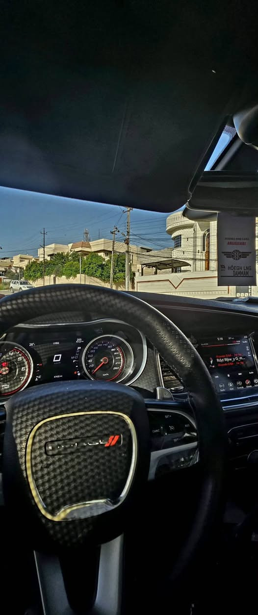 جارجر موديل 2018
كشنات امامية تدفئة
تحكم بالكشنات كهربائي
سلايد روف
شفتات ستيرن
 هيتر بالمرايات
رادارات جانبية
رادارات خلفية
شاشة كبيرة
برمجة نظام تسارع
برمجة نظام توب سبيد
ترحيب بالمري
لايتات زنون بلادي
السيارة فول مواصفات عدا كشن الجلد وجديدة ممتعوبة وارد كندي
كلييين بدون ضررر
مكانها الموصل الكفائات الثانية
*********** للاستفسار اتصل
