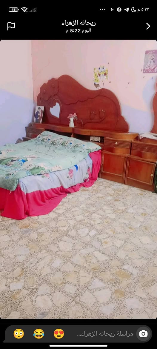 بيع مستعجل بيع مستعجل  دار للبيع مساحه 200م شارع المطار الجديد يحتوي البيت من صالـه واستـقـبال وغرف 2ومطبخ ومكشوفه 2البيت على شارعين شارع المعمل وشارع المطار جديد  سعر البيت 👈🏻مع الاثاث35..  بدون اثاث32وبي مجال 👈🏻 الصور الباقيه خاص  ***********
