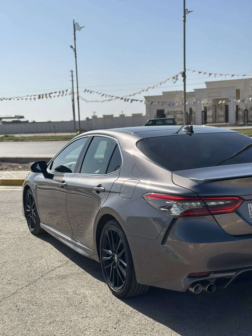 السلام عليكم
تويوتا كامري 2023 XSE
فول مواصفات ماشيه 43km
1️⃣ رادار 
2️⃣ حساس امامي خلفي
3️⃣ بنوراما
4️⃣ كشنات جلد
5️⃣ كشنات كهراباء
6️⃣ كشنات تبريد
7️⃣ هيتر كشنات
8️⃣ ستيرن هيتر
9️⃣ تحكمات استيرن 
🔟 بصمه تشغيل
11 بصمة أبواب 
12 تشغيل عن بعد
13 كشنات مساج 
14 لايت زنون 
15 هاند بريك كهرباء 
16 شاشه كبيره
17 كامره دواره 
18 تبريد قطعتين  
19 ويل عنگبوت 
20 ١٢سماعه نظام كار بلي
21 شاحن لاسلكي
وبعد بيها هواي مواصفات سياره جديده ضرر بنيد صبغ فقط باقي كفاله تحويل وكاله موجود سياره ب اسمي للاستفسار اكثر عن السعر الاتصال ***********
