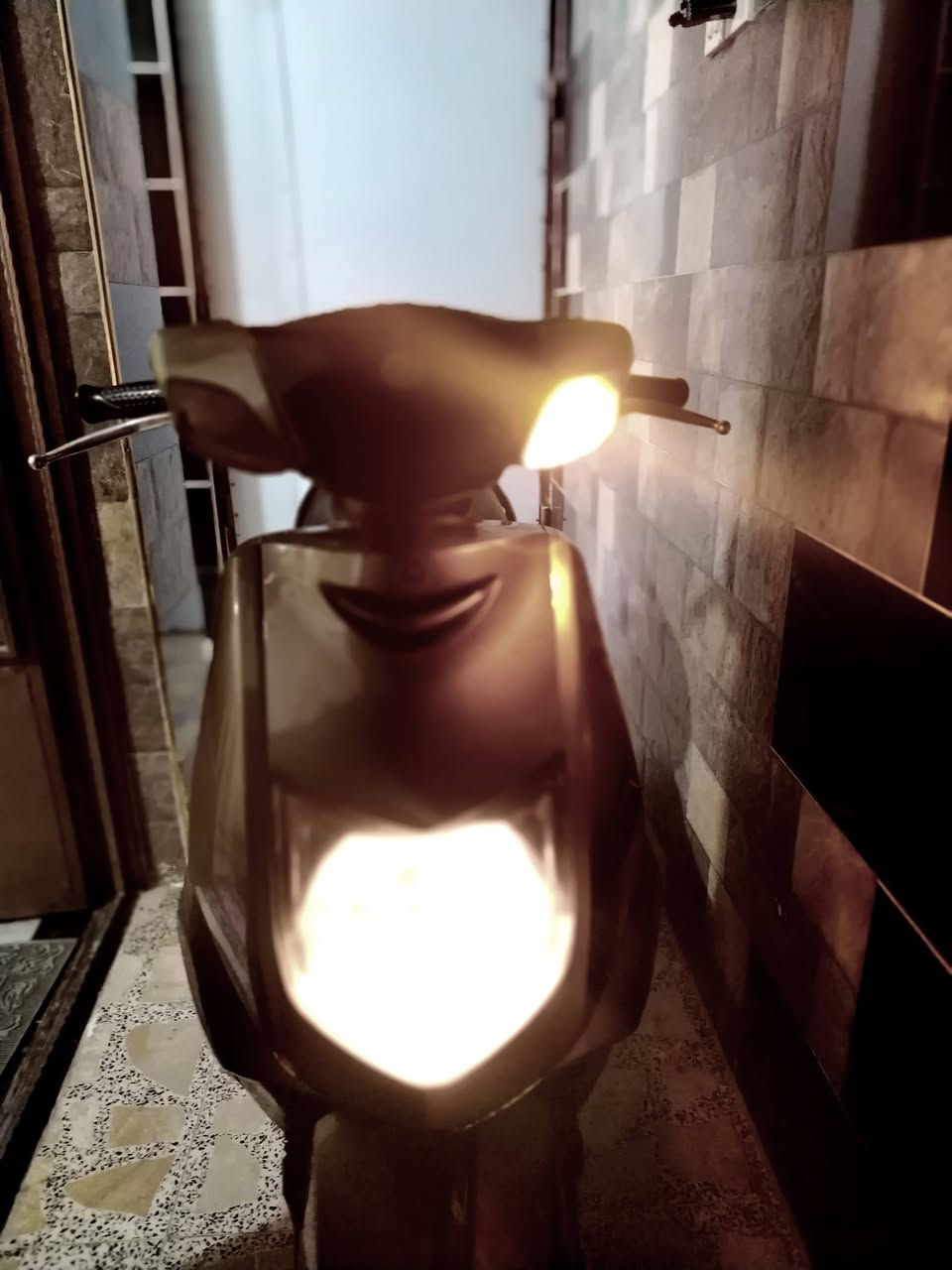 سكنس نثيه للبيع 140 السعر 550 بيها مجال رقم ***********
