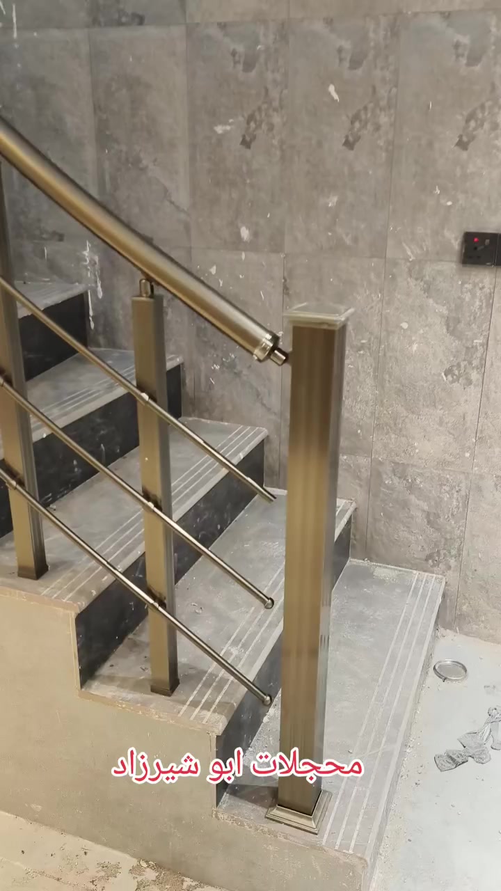 محجلات ابو شيرزاد خياركم الافضل ♥️ 
تم بفضل الله انشاء محجل داخلي دائري+ مربع
الون: شمباني
الارتفاع: 90سم ستندر
يوجد لدينا اقساط بين دفعتين 
ضمان: 20سنه
العنوان: موصل حي تعليم قرب مجمع الغزل 
للاستفسار: على الارقام التاليه📞
***********
***********
