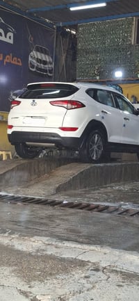 توكسان خليجي للبيع او مراوس حسب القناعة محرك ٢٠٠٠ دوش كير محرك تبردي خ...