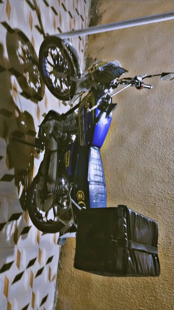 سلام عليكم
دراجه سيفان موديل ٢٥ اصل 
مطابقه محرك وشاصي 
كفاله عامه اوراق كهربائيات 
مكاني ديالى خالص


**إذا كنت صاحب هذا الإعلان وتريد حذفه لأي سبب، رجاءا أرسل رسالة إلى الدعم الفني**