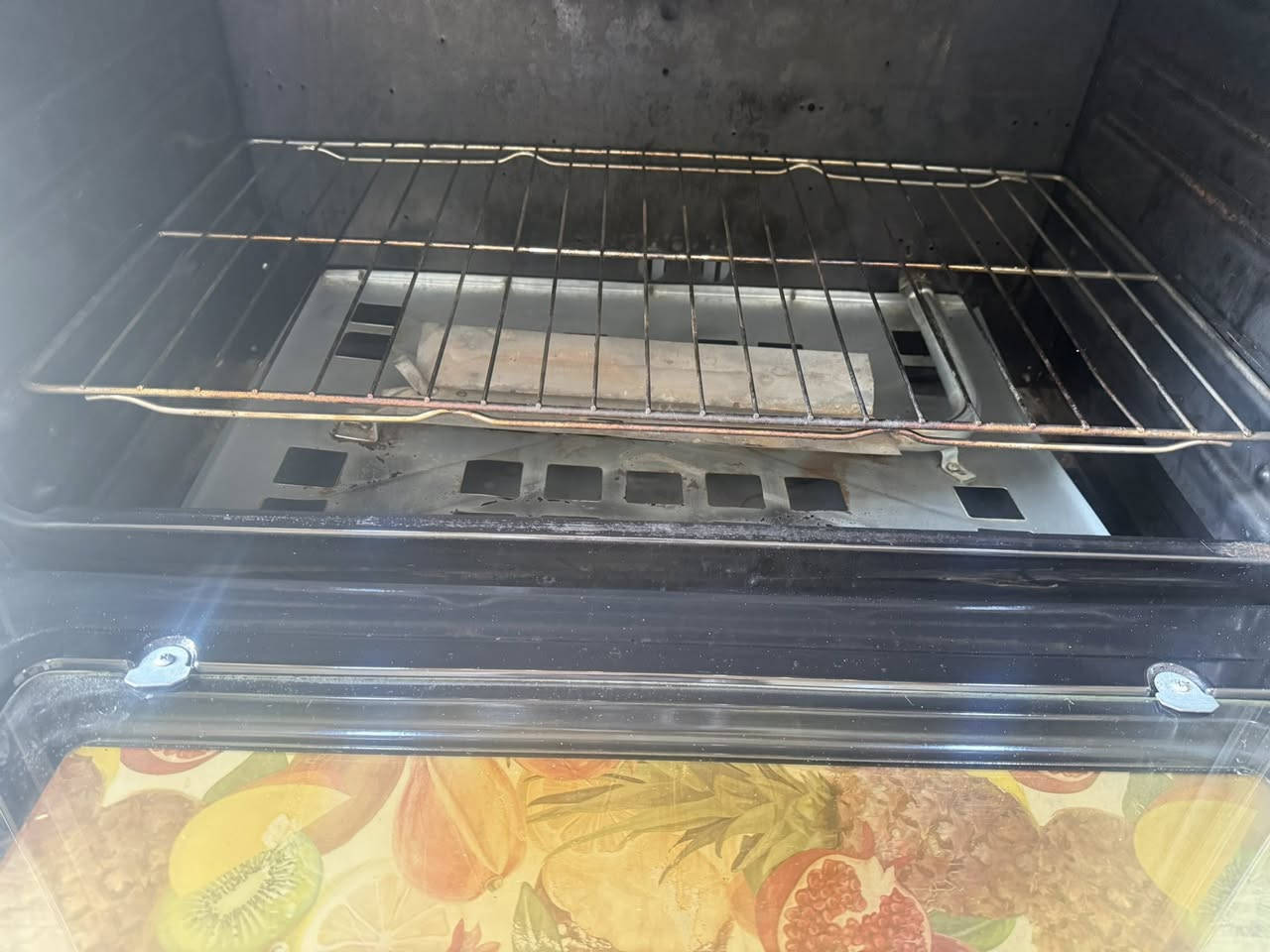 طباخ للبيع نظيف صناعة مصرية للاستفسار الاتصال على الرقم***********
