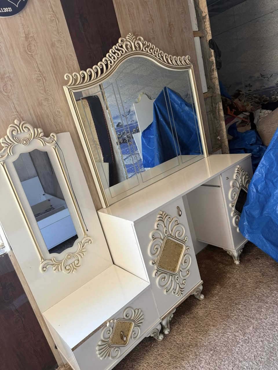 سلام عليكم للبيع غرفه نوم تركي جديد بمعنا كلمه
كركوك ***********
