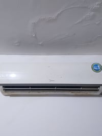 سبلت ميديا 2طن وثلث للبيع للتواصل 07708169726