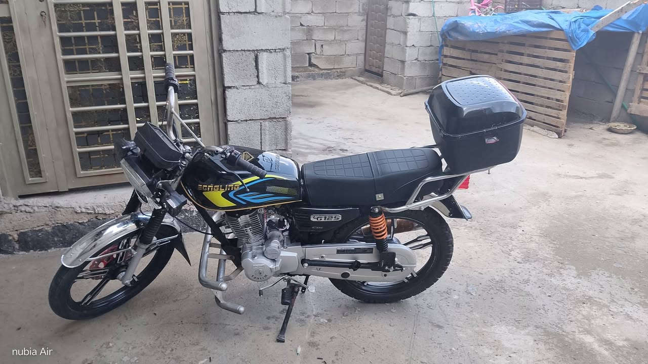 اقره المنشور قبل ما تتصل رجاا
دراجه سيفان موديل 2023 دراجه معمره وبيها نقوصات يرادلها زوج دبلات اماميه واكفه والكهربائيات تحتاج بس ربط شاديلها ضفيره جديده السعر اخوان 425وبيها مجال قليل مكاني بعقوبه قرب تقاطع الساده  ***********
