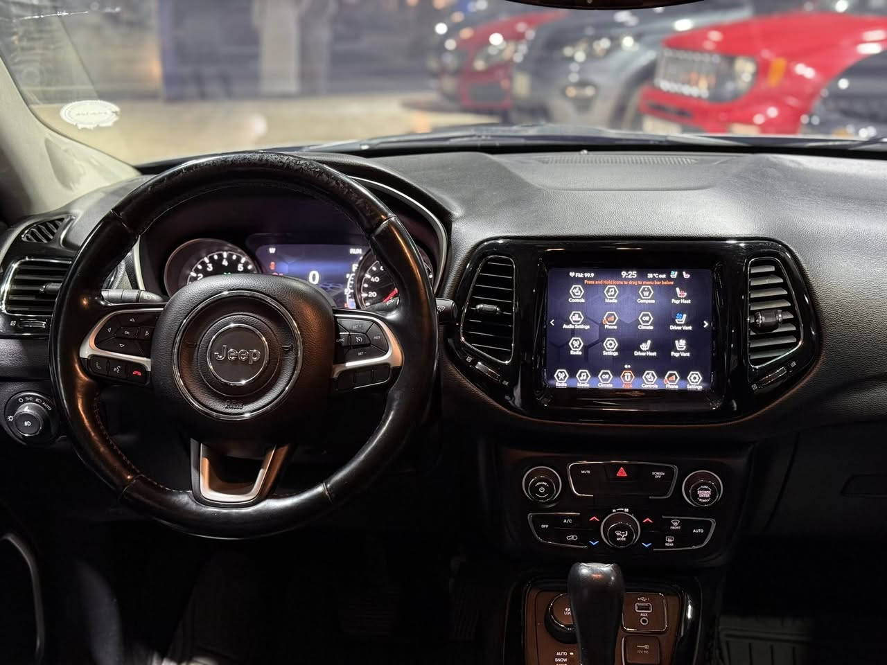 #المركبة : #جيب #كومباس لمتدد تو كولر
#الضرر : صبغ جاملغ امامي ايسر فقط
#الموديل : 2020
#الرقم : مرقم اربيل الرقم الحديث ( تحويل او وكالة )

#المواصفات :

▪️السيارة : جيب كومباس لمتدد 
▪️المحرك : 2400 ( اربعة سلندر )
▪️حجم الويل : ويل كب اللمتد حجم 19 مع طقم تايرات كونتينتال بحالة ممتازة
▪️غرفة السيارة : جلد اسود اصل
▪️لايتات زينون مع كشافات دعامية
▪️بصمات عدد 2 للأبواب مع بصمة تشغيل
▪️حساس خلفي اصل
▪️كامرة خلفية دوارة مع الستيرن اصل
▪️تبريد قطعتين امامي وخلفي
▪️رادار جانبي ( نقاط عمياء ) بالمرايا الجانبية
▪️شاشة الدشبول حجم كبير للتحكم بأيعازات السيارة
▪️تبريد وتدفئة لكشنات المقدمة مع تدفئة ستيرن
▪️سستم صوت
▪️سايد بريك دكمة
▪️تشغيل عن بعد
▪️تحكم ستيرن جهتين بلوتوث وحاكية وكروس سرعة وتحكم صوت 
▪️نظام ABS مانع انزلاق

السيارة جديدة وبوضع الشركة ، نكفل السيارة من الغرق ومن ضرر الشاصي.

السعر المطلوب : 128 ورقة مع المجال
 
الاتصال على : ***********

النجف - المدينة المائية -مقابل حي الجامعة - معرض سما دبي
