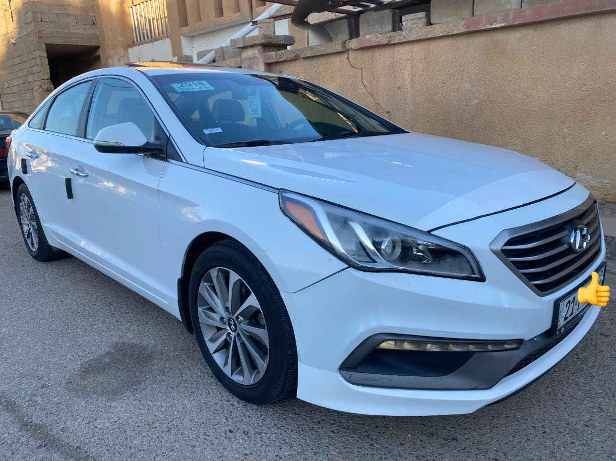 السلام عليكم للبيع فقط بدون مراوس
سوناتا 2016 رقم سليمانيه بأسمي 
سنويه وهزه جديده 
فول مواصفات 
فتحة سقف 
مود درايف 
مثبت سرعه تحكم جهتين 
بصمة ابواب وتشغيل 
تشغيل عن بعد 
كشن جلد كهرباء 
لد نهاري لايت زنون 
حساس خلفي كامره دواره 
تدفئة كشنات امامي خلفي 
تبريد تدفئه كهربائيات كله شغال 
محرك 2400 
جاهزه السياره 
وارد امريكي ضرر بارد بجهة اليمين 
وصبغ 3 قطع بالعراق ومكانات تكشير 
بدون دواخل بدون تبديل 
مكان السياره بالرمادي 
السعر 117 بي مجال بسيط
***********
اعتذر عن البيع بالاقساط
