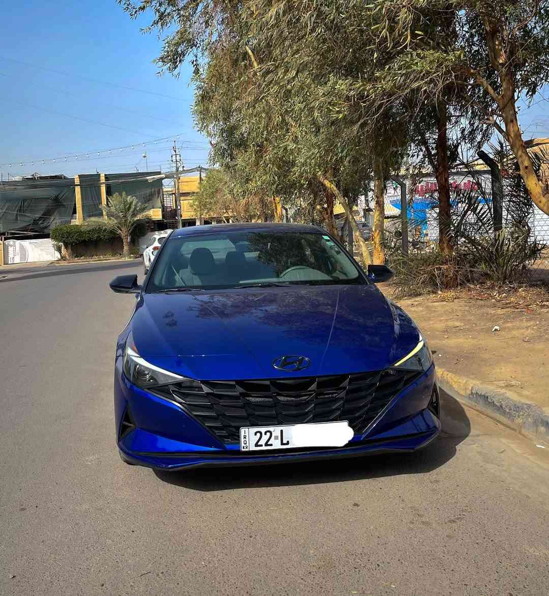 بسم الله اللهم صل على محمد وآل محمد
 
ألنترا موديل 22 محرك 2000 دوش
لون مميز جويتي 
السيارة بدون صبغ بدون تبديل وبدون أيرباك بيها بارد كد 4 اصابع فقط جاملغ السكن.. 
ماشية 54 ألف كيلو وليس ميل ماشية بالعراق 15 ألف كيلو فقط باقي بأمريكا..

السيارة من المستورد الي مباشرة سنوية بأسمي رقم اربيل الجديد.. شرط التحويل..
عليها ادامة كاملة تبديل دهن گير وفلاتر كير وفلتر كيس عله ممشى 50 ألف كيلو  كله اصلي وكله من الوكيل وموجوده وصولات الشراء.. ربع دينار متصرف عليها  
 مواصفات أعتيادية شاشه كاميرا رادارات 360 درجة فول تحكمات ابل كار بلاي قيادة ذاتيه تحديد مسار داخل رصاصي المرغوب.. 

السعر ١٦٥ ورقة وبيها مجال..معجبتك اعبر المنشور تاخذ اغاتها ان شاء 
الشراي يتصل ويدلل 
 ***********
مكاني بغداد السيدية
