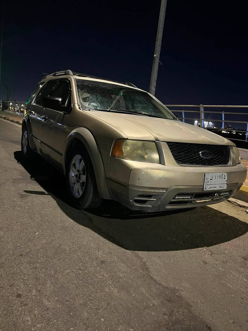 سيارة فورد فري ستايل موديل ٢٠٠٦
تحويل ثاني يوم - تبريد شغال -داخلها جداً نظيف

Ford Freestyle،–

مواصفاتها الأساسية:

* المحرك: V6 محور محرك كامري ابو الجف جديدة
* القوة: حوالي 203 حصان عند 5750 دورة/دقيقة.
* عزم الدوران: حوالي 278 نيوتن.م.
* ناقل الحركة: CVT أوتوماتيك (الأكثر شيوعًا).
* نظام الدفع: أمامي (FWD) أو رباعي (AWD).
* عدد المقاعد: 6 أو 7 مقاعد.
* سعة صندوق الأمتعة: كبيرة جدًا، وتزداد عند طي المقاعد الخلفية
عنوانها بالكوت للاستفسار ***********
