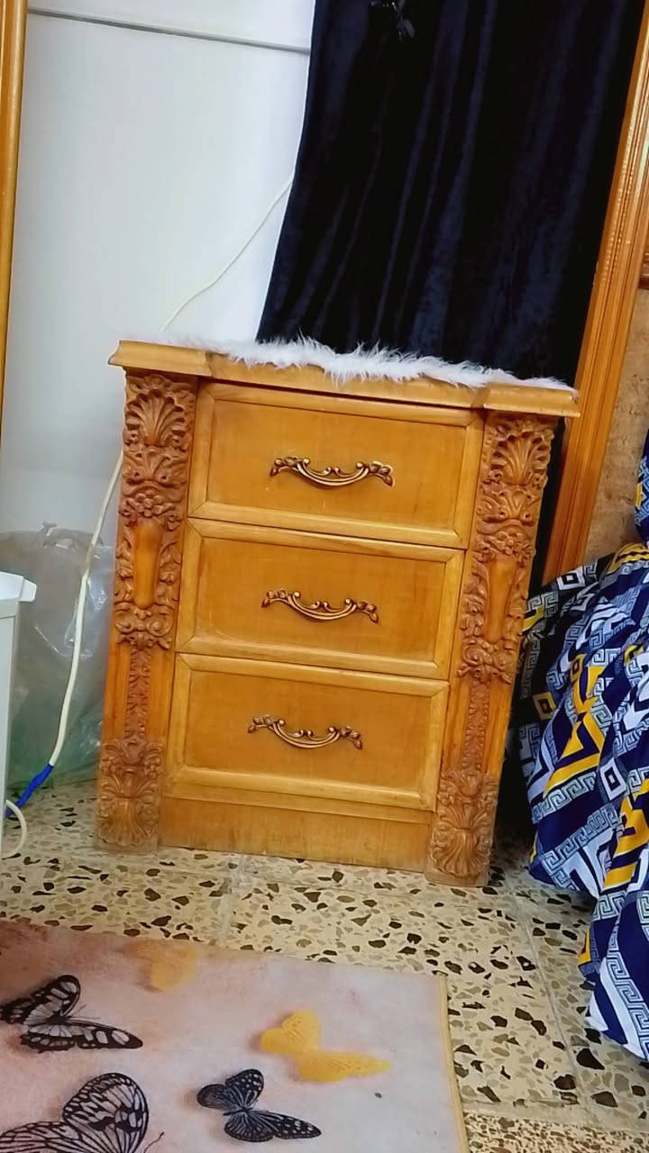 غرفة نوم صاج داخل وخارج تفصال موديل كرن الغزال مسويهة ب 3 اريدهة بمليون و 900 بعدها ممصبوغة ولا مشدودات النقشات


**إذا كنت صاحب هذا الإعلان وتريد حذفه لأي سبب، رجاءا أرسل رسالة إلى الدعم الفني**