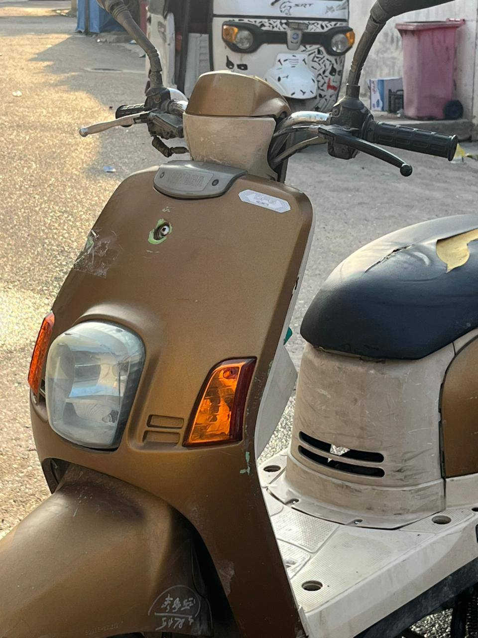 السلام عليكم
بوليسي رمبه كابريتر للبيع او مراوس بگير 
دراجه نضيفه وگدام العين كفرات كلها مختمه بيها نقوصات بسيطه 
سلف هندر كله شغال عداد كيلو متر شغال
مكينه ناعمه ممفتوحه
سعرها 525 وماكو بوليسي بهيجي سعر
مكانها ديالى جسر خرنابات 
***********
