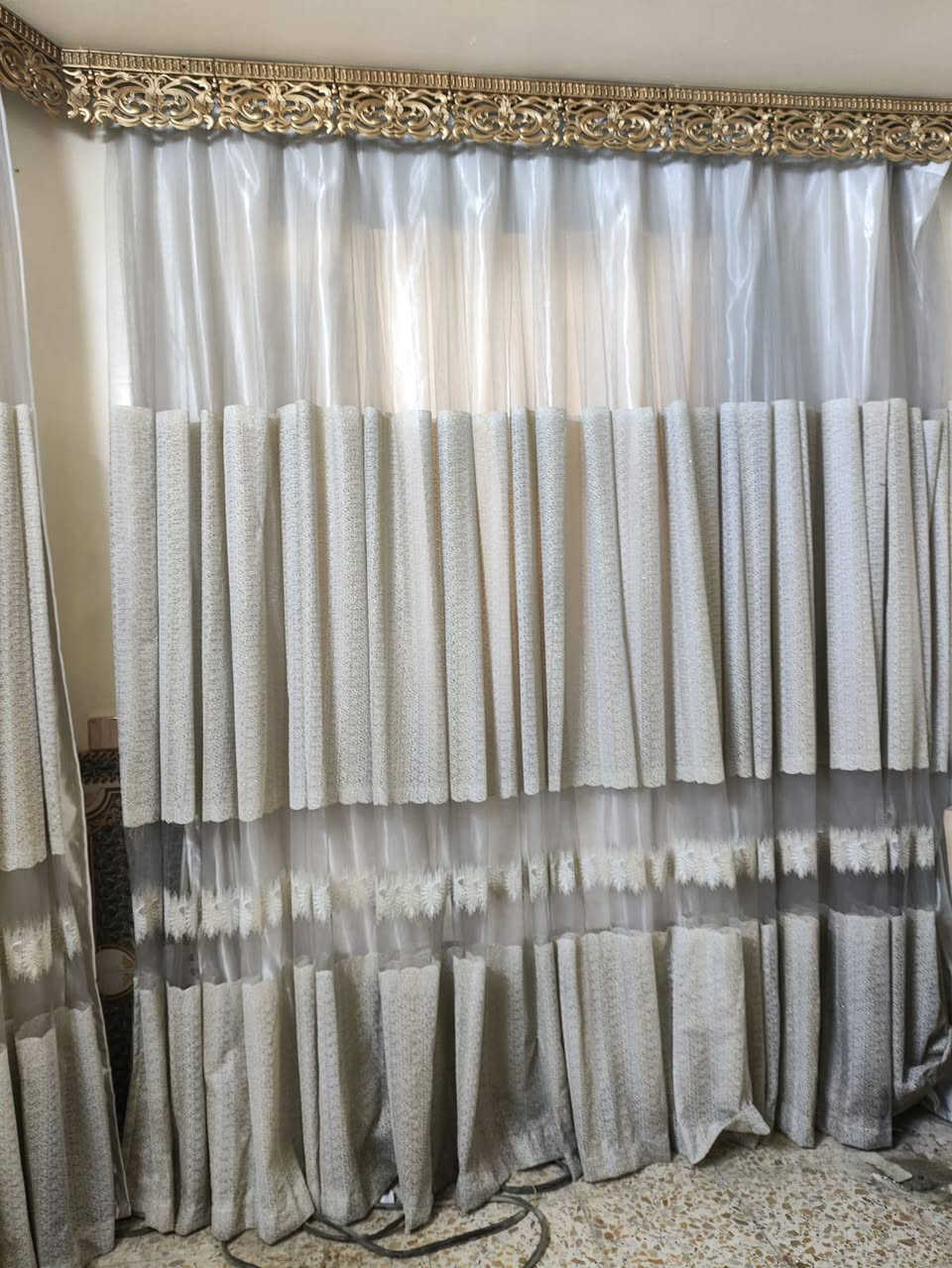 بردات 
***********  
بغداد الحريه السلام 
السعر قيم وتدلل

اتصال وات ساب موحود
غير متواجد على الفيس
