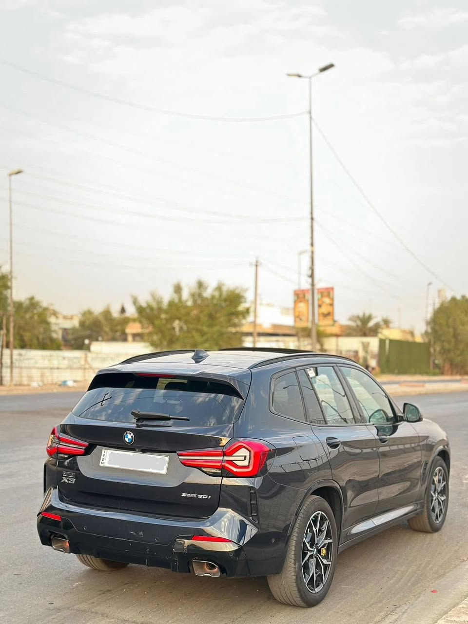 سلام عليكم

للبيع BMW X3   3.0i sdrive M package 

لون مميز كحلي ومميز جداً 

موديل 2023 

دخول جديد ترقيم جديد رقم اربيل

ماشيه ٣٦ الف مايل 

  مواصفات / فول اعلى فئه

  حادث مثل ماموضح بل صور بس اجتي من امريكا بيه كلير عام 
بدون لا معجون ولا كص

رقم الشاصي مرفق بصور

مكان السياره شارع فلسطين

تواصل وتس اب او ماسنجر

***********

@highlight
