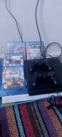 بلاي فور سلم للبيع ويا 4 اقراص وكرتونه جهاز لوك ستيكر العنوان بغداد ال...