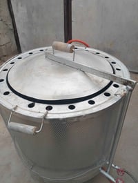 تنور للبيع جديد استعمال قليل ياخذ 4گرص سعر 55رقم الموبايل 07826118819