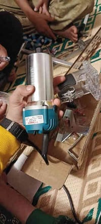 عندي مكينه حفر خشب قيم بل يرضي الله وأخذها مكاني حسينيه 07707629104