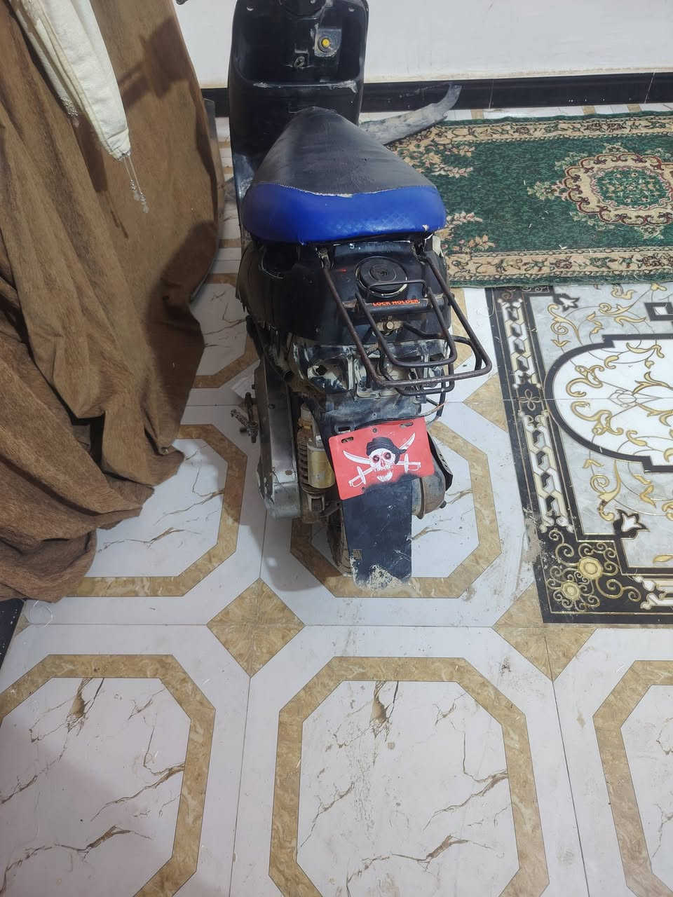 سلام عليكم دراجه بطه للبيع مابيهه شي بس تنضيف كابريتر طاب بيه ماي من المطر مثل ماتشوفه كفراته موجوده نضيفه ب75 المكان نجف ابو صخير شارع المشتل وتحياتي🤍


**إذا كنت صاحب هذا الإعلان وتريد حذفه لأي سبب، رجاءا أرسل رسالة إلى الدعم الفني**