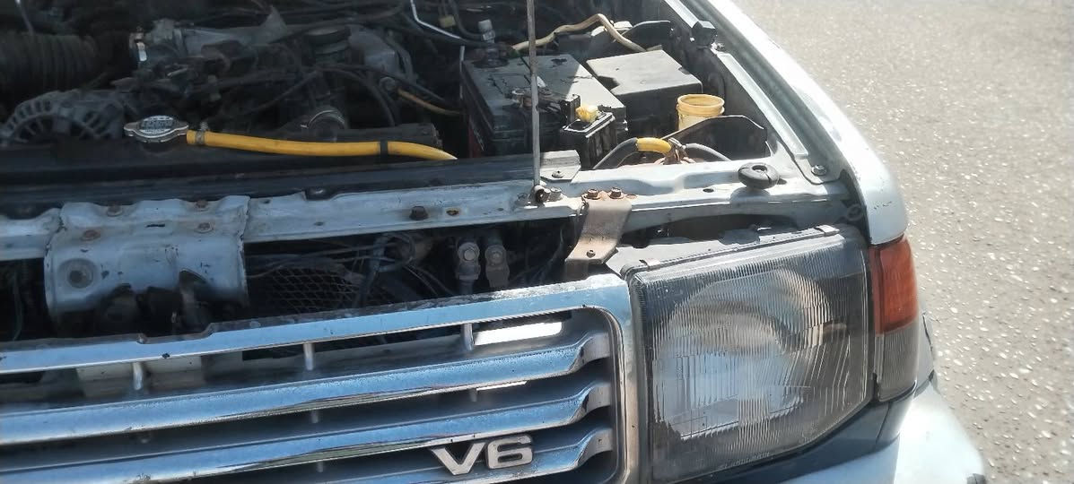 يا الله السلام عليكم ملخصات ابو اكروب باجيرو موديل 93 مكينه كير بلاد يسرا بلاد سياره  سياره خير من الله سياره شوبت عينكم بالصوره حداديه خير من الله تايرات خير من الله رقم كركوك مشروع وطني بيع مستعجل عنواني ميسان سعرها 40 وبيها مجال ***********، متواجد على الفيس والاتصال
