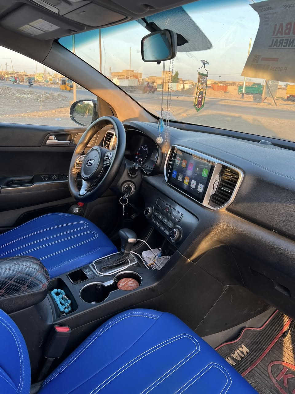 سبورتج 2018LX
اللون نيلي بس ما مبين بالصوره 
وراد أمريكي حادث جدآ بصيط چاملغ فقط

عدا الچاملغ السياره كفاله ماشيه 75الف 

محرك 2400gdi 

مكان السياره بغداد 

رقم السياره بغداد 

السعر 155وبيه مجال جدا بصيط

‏للاستفسار ***********
