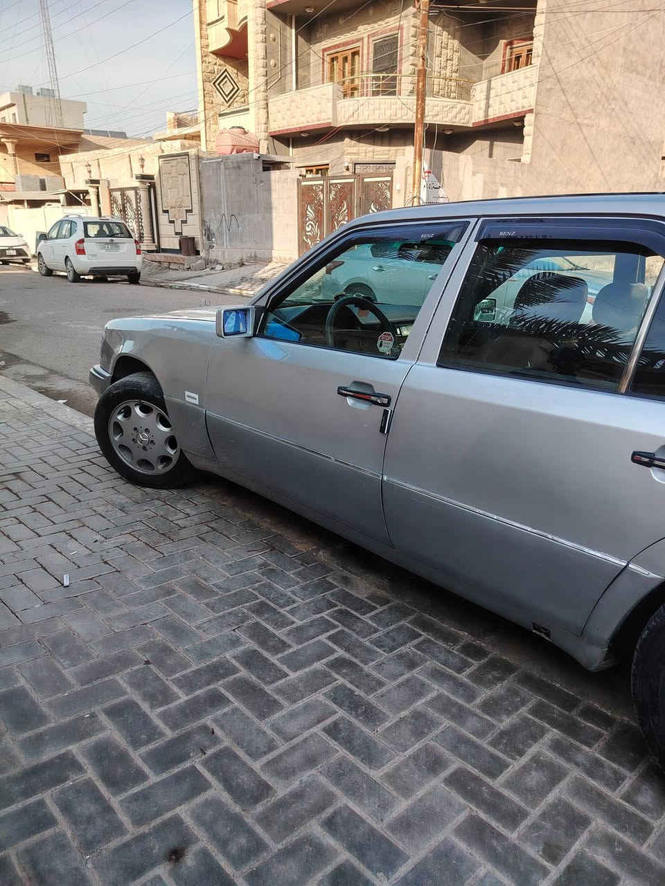 مارسدس دب موديل 92 رقم اربيل دولي شرط تحويل كير ومكينه بل جيس تبريد تدفئه شقاله كهربائيات كلها شقاله منضومت زنون تخبل شقاله تخم تاير كشن كهربائي شقال جام كهربائي سقف شقال بدون ضربه او دعمه سياره مصبوغه جماليه فقط قواعد دبلات سليمه للبيع ب 63 وبيها مجال ***********
