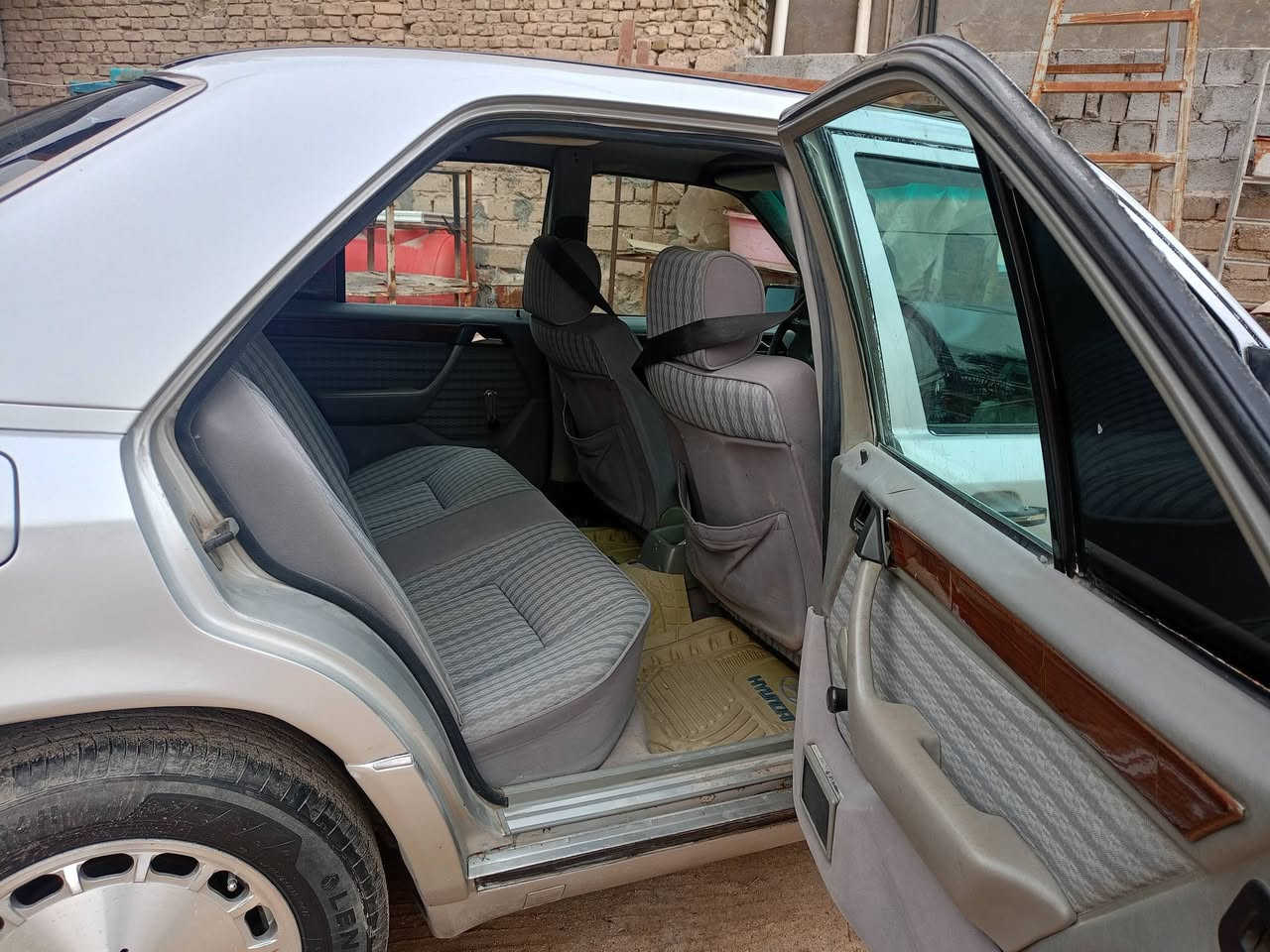 اسلام عليكم مارسدس دب موديل 87محرك vvt3000تبريد ثلج مداور ثاني يوم سعر 55بيها مجال ***********
***********
