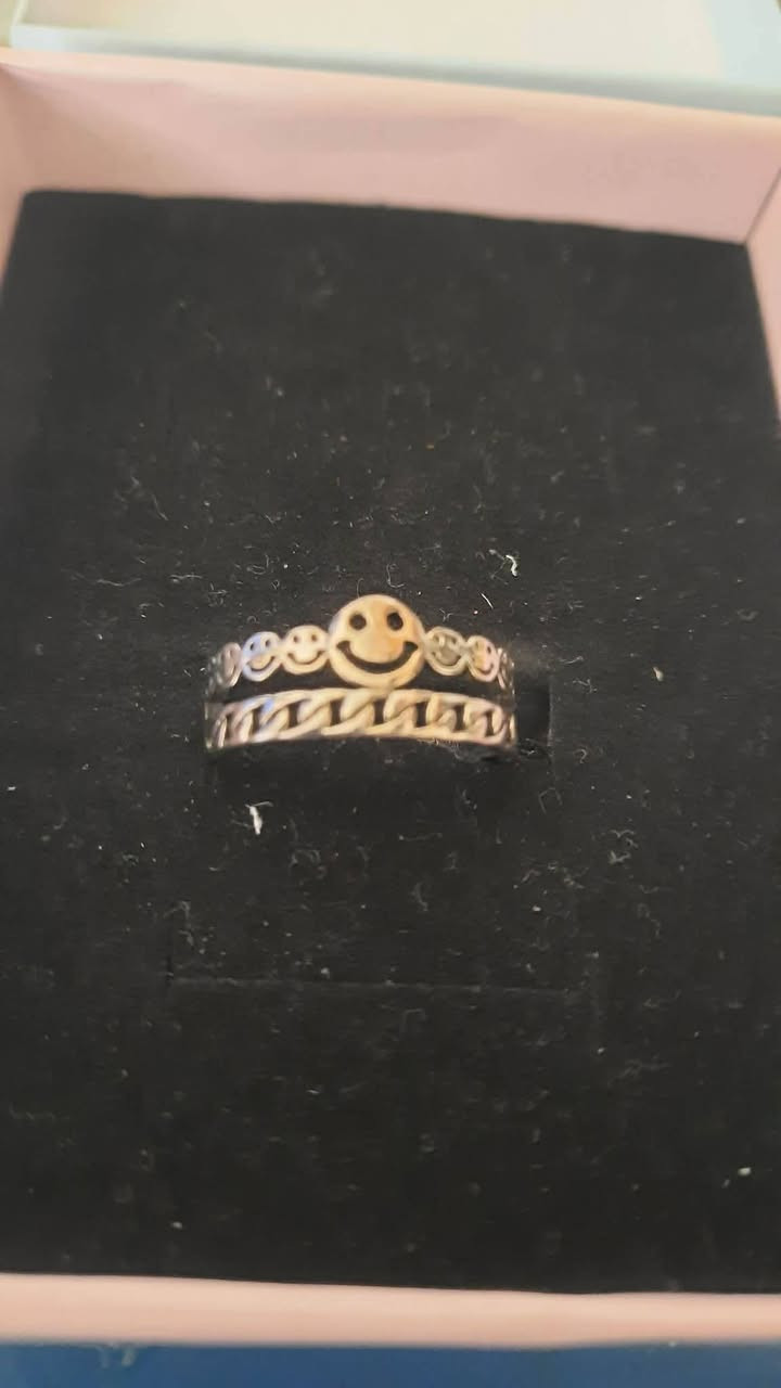 فضة ٩٢٥ قطع  حلوة الاسعار على ١٥ و١٠


**إذا كنت صاحب هذا الإعلان وتريد حذفه لأي سبب، رجاءا أرسل رسالة إلى الدعم الفني**