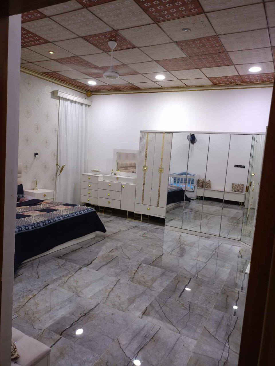 السلام عليكم
غرفه تركي للبيع  زاويه نظيفه حيل رايديها ٩٠٠ وبيها مجال


**إذا كنت صاحب هذا الإعلان وتريد حذفه لأي سبب، رجاءا أرسل رسالة إلى الدعم الفني**