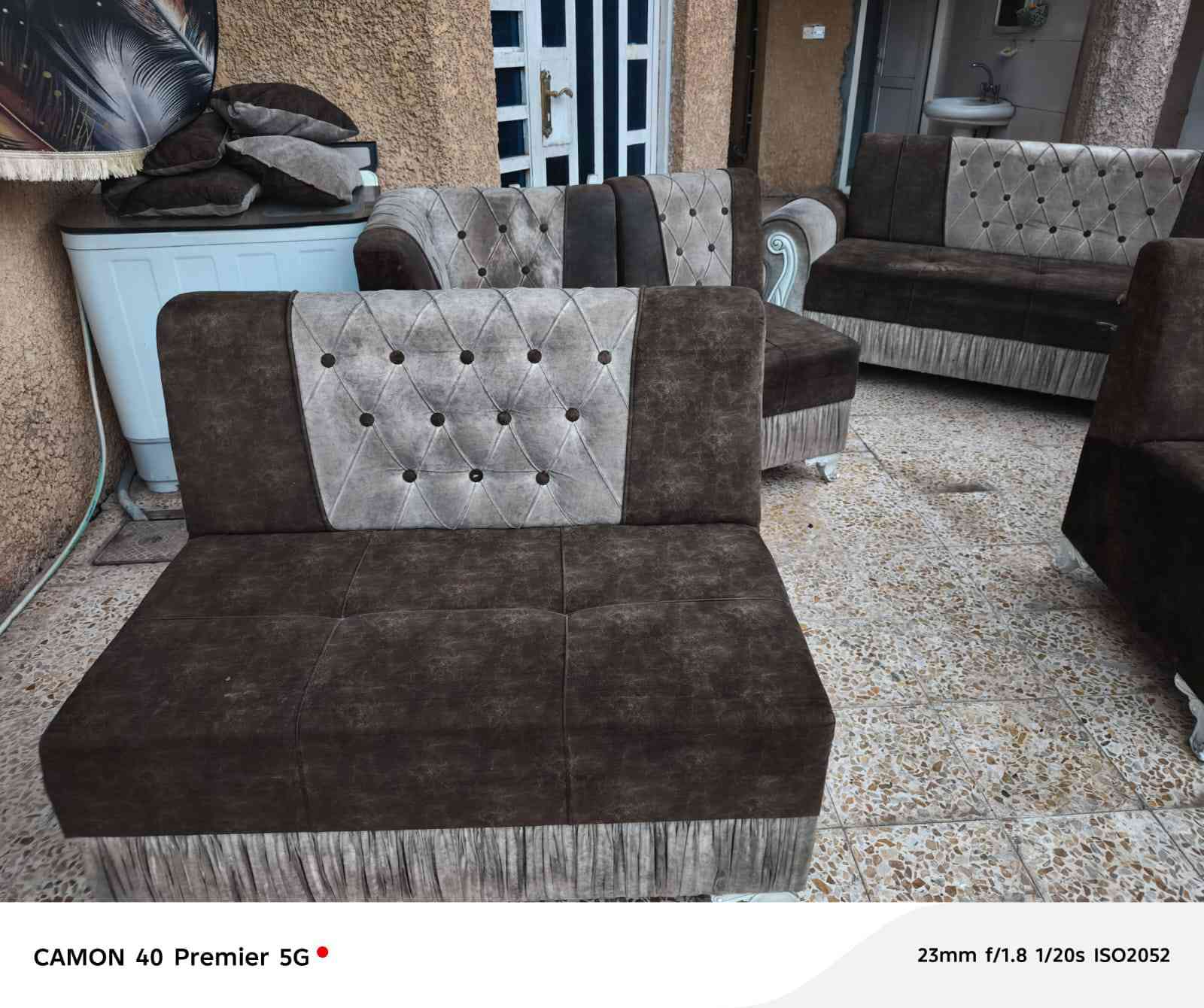 ديوان نظيف للبيع السعر 180 مابي اي ظرر غير شويه وصخ يرادله مسح للتواصل راسوني خاص ‏‪***********‬‏
