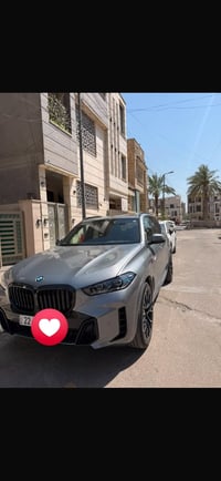 للبيع فقط   BMW . X5 . V6 . 2024  فول مواصفات  ماشيه 40 mi  السيارة كل...