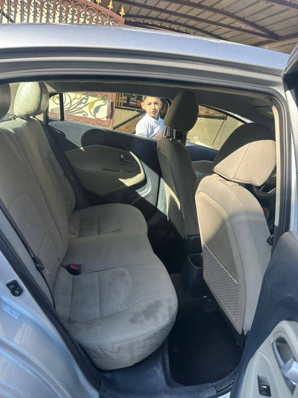 السلام وعليكم
كيه ريو وارد امريكي موديل 2017 ماشيه 89
سياره فووول نظيفه ما بيت سعره93  بيه مجال
‏‪***********‬‏ سونار داخل المنشور
